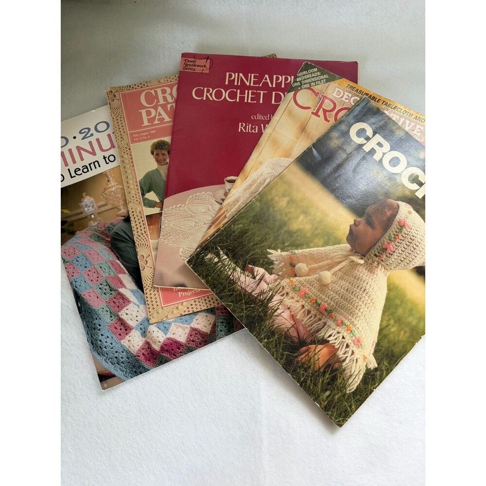Vintage Crochet Books and Magazines Paperback Lot of 5 Crochet Patterns